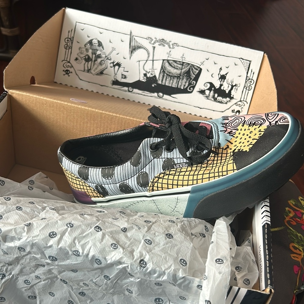 Purchased brand new on eBay. Worn once!!!